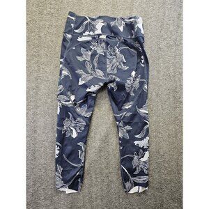 Athleta Women's Small Water Flower Salutation Leggings Navy Blue White Floral